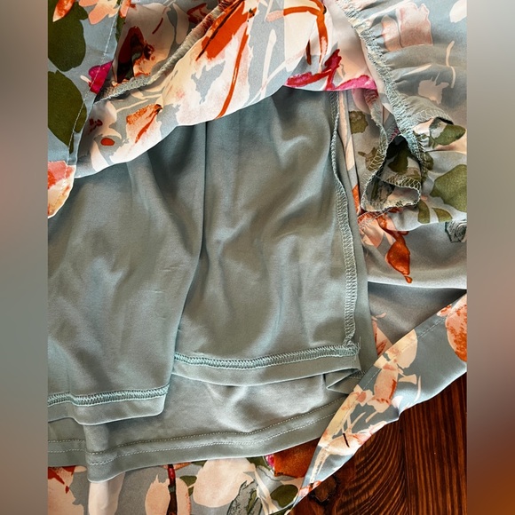 ENTRO Floral V Neck Spring Dress - Picture 8 of 11